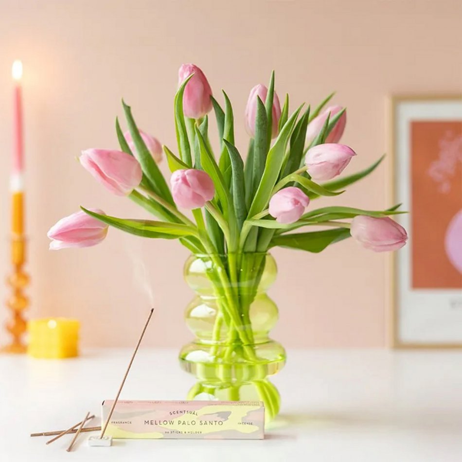Roze Tulpen & Wierook Sticks